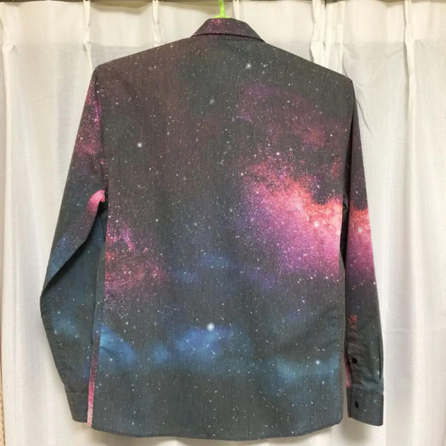 【最終価格】宇宙柄 総柄シャツ