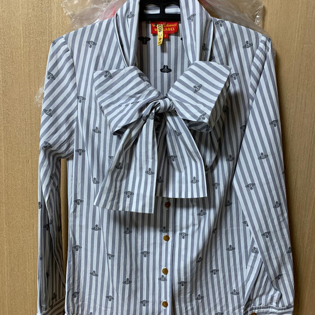 viviennewestwood リボンブラウス シャツ | フリマアプリ ラクマ