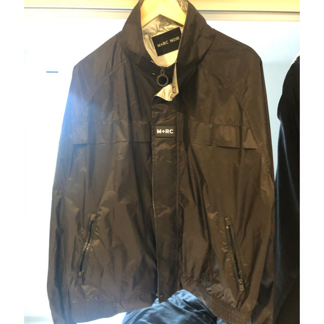 OFF-WHITE(オフホワイト)のマルシェノア　セットアップ　Lサイズ メンズのジャケット/アウター(ダウンジャケット)の商品写真
