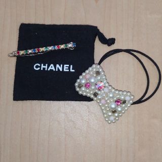 シャネル(CHANEL)のフランス土産ラインストーンクリップパールゴムアッカaccaアレクサンドルパリコレ(バレッタ/ヘアクリップ)