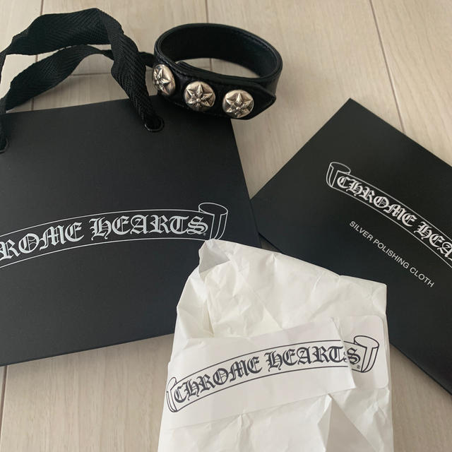 Chrome Hearts(クロムハーツ)のクロムハーツ☆3ボタンブレス メンズのアクセサリー(ブレスレット)の商品写真