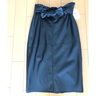 ザラ(ZARA)のZARA フェイクレザースカート(ひざ丈スカート)