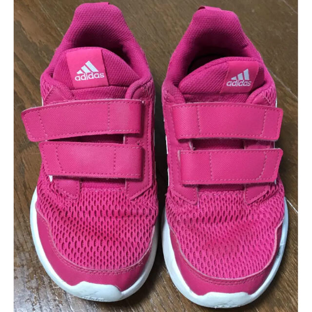 adidas(アディダス)のアディダススニーカー20センチ キッズ/ベビー/マタニティのキッズ靴/シューズ(15cm~)(スニーカー)の商品写真