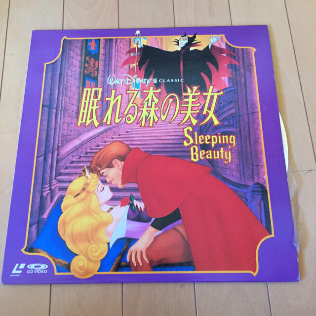 Disney - 飾り用にディズニーLD「眠れる森の美女」の通販 by Disney - 飾り用にディズニーLD「眠れる森の美女」の通販 by