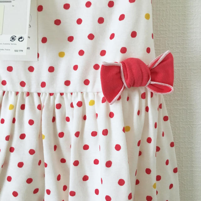 PETIT BATEAU(プチバトー)の新品未使用  プチバトー  プリント  半袖  ワンピース  5ans キッズ/ベビー/マタニティのキッズ服女の子用(90cm~)(ワンピース)の商品写真