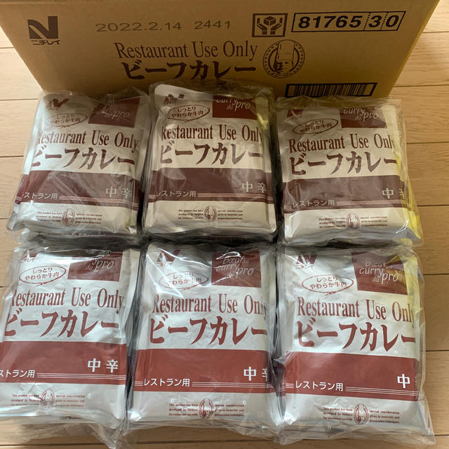 ニチレイ ビーフカレー 中辛 200g×30袋入 食品/飲料/酒の加工食品(レトルト食品)の商品写真