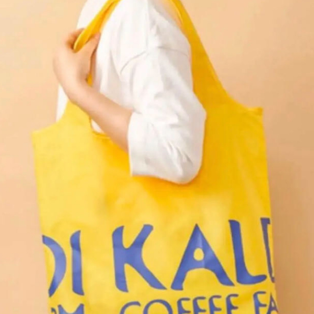KALDI(カルディ)のカルディオリジナルエコバッグ　レッド、イエロー レディースのバッグ(エコバッグ)の商品写真
