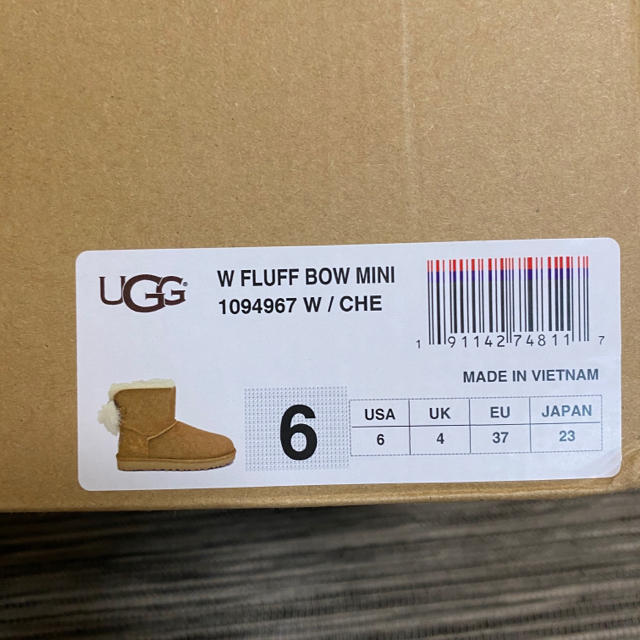 新品未使用！　uggムートンブーツ