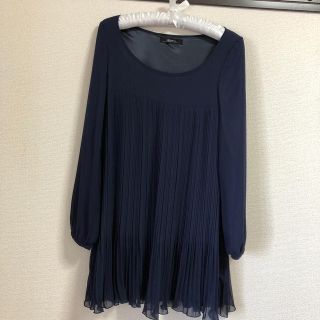 アズールバイマウジー(AZUL by moussy)のAzul by moussy シフォン プリーツ　ワンピース　紺色(ひざ丈ワンピース)