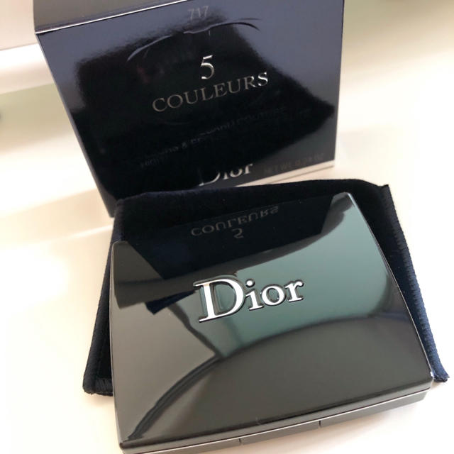 Dior(ディオール)のディオール  サンククルール  717   コスメ/美容のベースメイク/化粧品(アイシャドウ)の商品写真