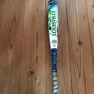 ルイスビルスラッガー(Louisville Slugger)の少年野球用　ルイスビル　軟式バット　カタリスト　(バット)