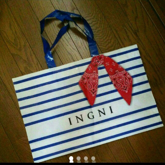 INGNI(イング)のバッグ レディースのバッグ(ショップ袋)の商品写真