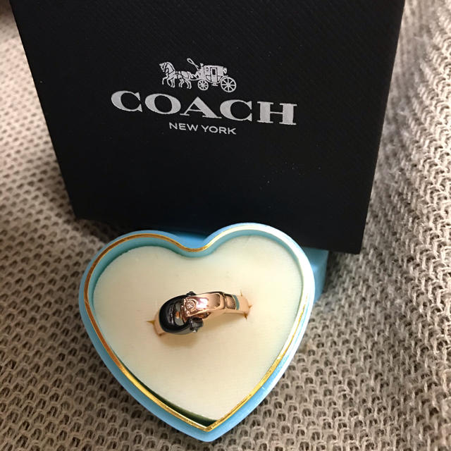 COACH(コーチ)のCOACHピンクゴールド　リング値下げ レディースのアクセサリー(リング(指輪))の商品写真