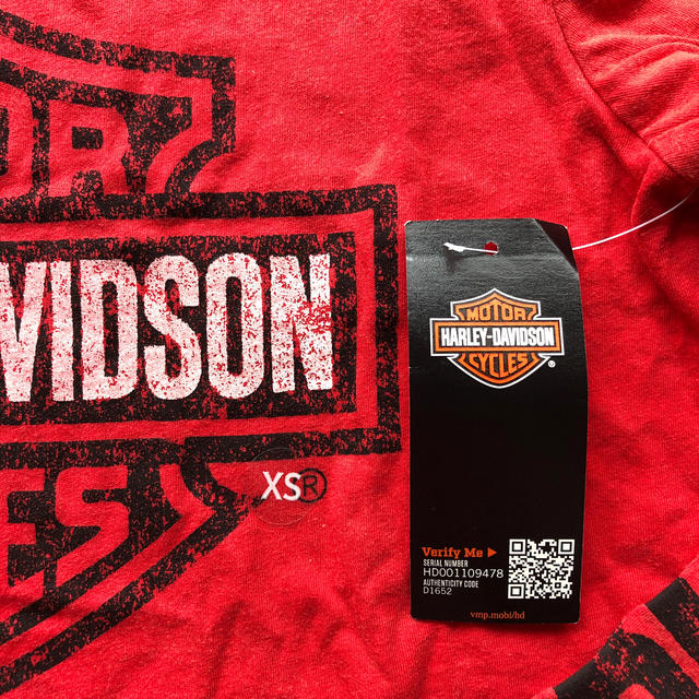 Harley Davidson(ハーレーダビッドソン)のハーレーダビットソン　ショート丈ロンティー　XS  新品です。 レディースのトップス(Tシャツ(長袖/七分))の商品写真