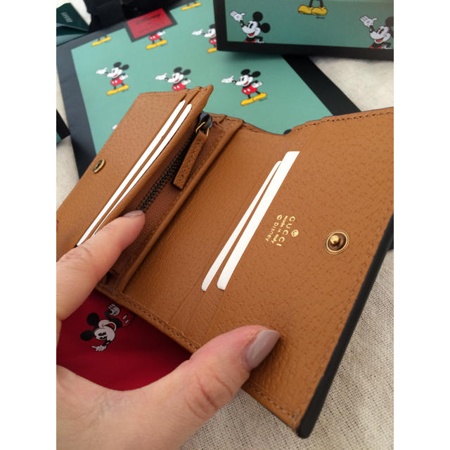 GUCCI ミッキーコラボ限定品♡折り二つ折り財布♡GUCCI×Disney GUCCI ミッキーコラボ限定品♡折り二つ折り財布♡GUCCI×Disney