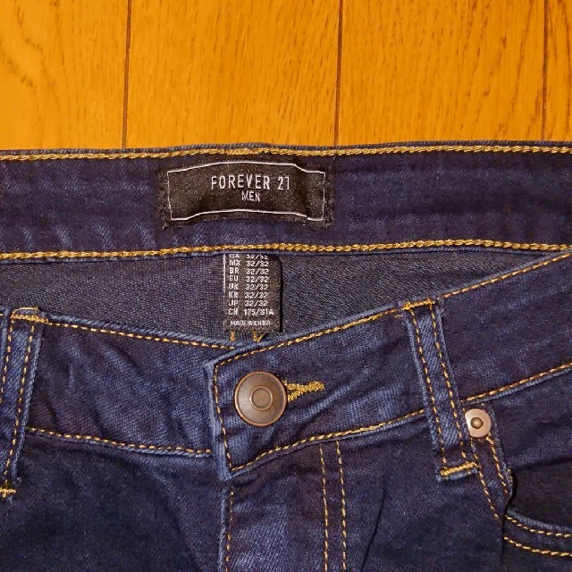 FOREVER 21(フォーエバートゥエンティーワン)のFOREVER21 デニムスキニー size32 メンズのパンツ(デニム/ジーンズ)の商品写真