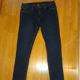 フォーエバートゥエンティーワン(FOREVER 21)のFOREVER21 デニムスキニー size32(デニム/ジーンズ)