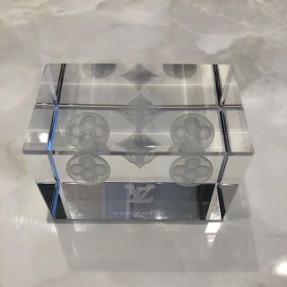 ルイヴィトン 置物-