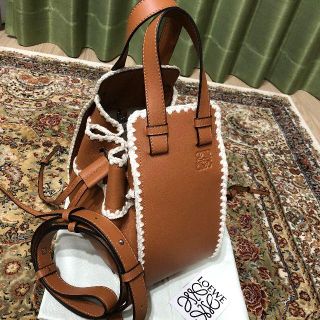 ロエベ(LOEWE)の新品 正規品 LOEWE Hammock クロシェ Small (ハンドバッグ)