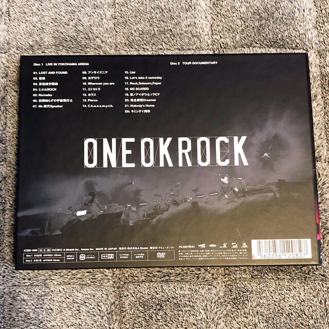 ONE OK ROCK(ワンオクロック)の“残響リファレンス”TOUR in YOKOHAMA ARENA DVD エンタメ/ホビーのDVD/ブルーレイ(ミュージック)の商品写真