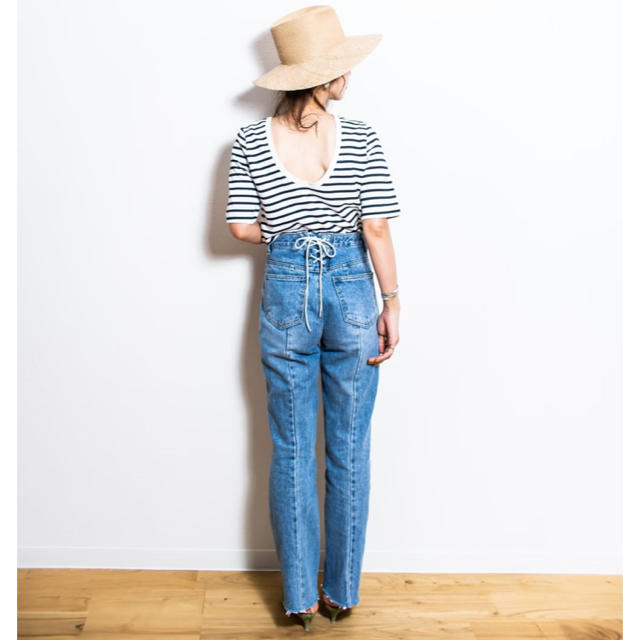 専用！！　　　　　　　　back silhouette denim デニム レディースのパンツ(デニム/ジーンズ)の商品写真