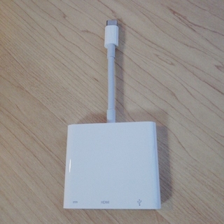 アップル(Apple)のUSB-C to Digital AV Multiport Adapter(映像用ケーブル)