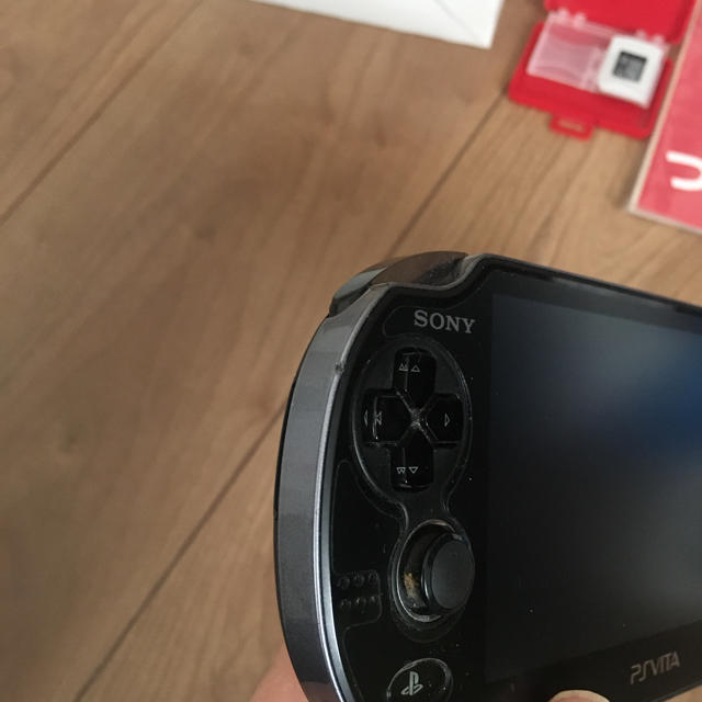 SONY PlayStationVITA 本体  PCH-1100 AA01 1