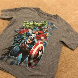 マーベル(MARVEL)のMARVELシリーズ。アベンジャーズ。Tシャツ(Tシャツ/カットソー)