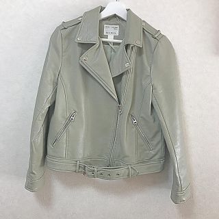 ザラ(ZARA)のZARA ライダースジャケット(ライダースジャケット)