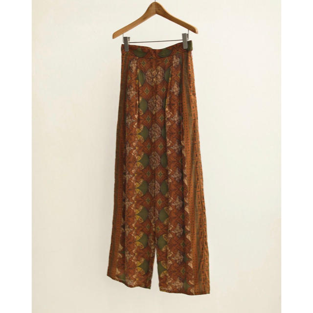 TODAYFUL(トゥデイフル)のtodayful African Print Pants レディースのパンツ(カジュアルパンツ)の商品写真