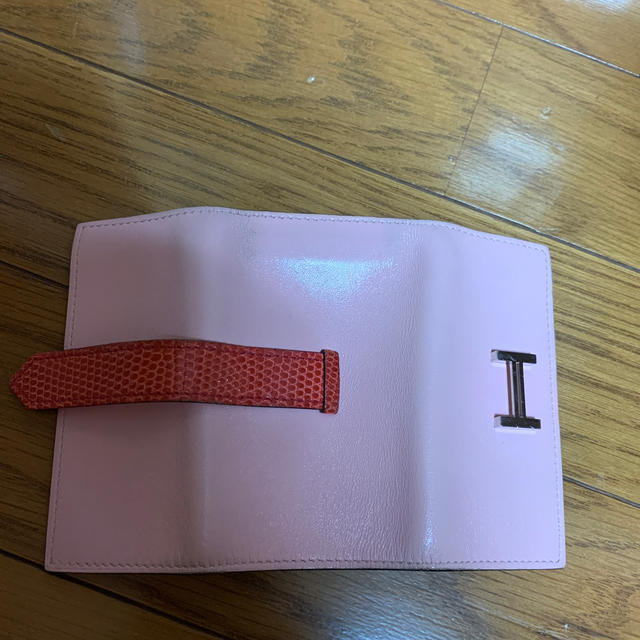 HERMES キーケース 4連 バイカラー《本日のみお値下げ HERMES キーケース 4連 バイカラー《本日のみお値下げ