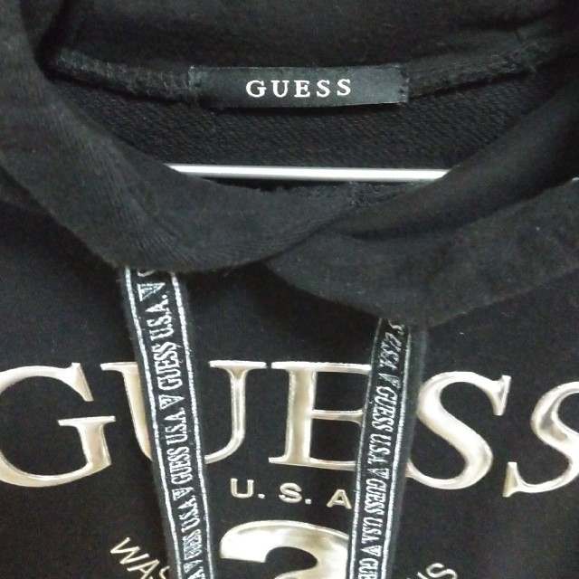 GUESS(ゲス)の長袖パーカー GUESS メンズのトップス(パーカー)の商品写真