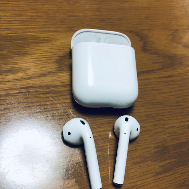 最前線の Apple - Airpods （第2世代） ヘッドフォン/イヤフォン