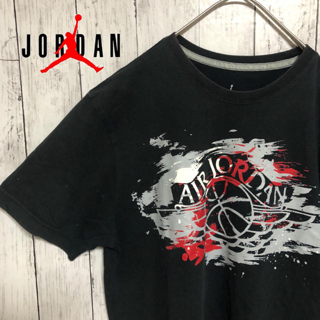 NIKE(ナイキ)のAIR JORDAN エアジョーダン　ロゴtシャツ　派手　週末価格 メンズのトップス(Tシャツ/カットソー(半袖/袖なし))の商品写真