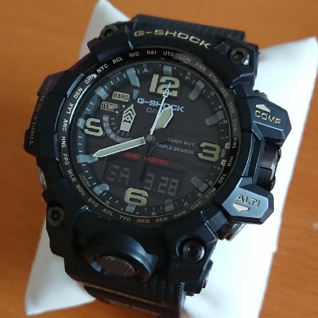 G-SHOCK(ジーショック)のカシオ ソーラー電波腕時計 GWG-1000-1AJF メンズの時計(腕時計(アナログ))の商品写真