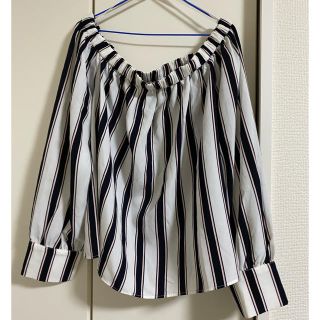 フォーエバートゥエンティーワン(FOREVER 21)のforever21  トップス　オフショル　2way★ 春夏(シャツ/ブラウス(長袖/七分))