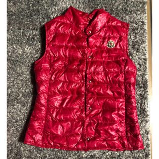 モンクレール(MONCLER)の【MONCLER】収納袋付 ライト ダウン(ダウンベスト)