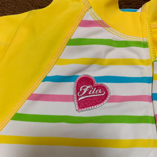 FILA(フィラ)のラッシュガードキッズ女の子140 キッズ/ベビー/マタニティのキッズ服女の子用(90cm~)(水着)の商品写真