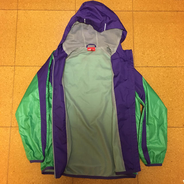 PUMA(プーマ)のプーマ　ウィンドブレーカー　　150cm キッズ/ベビー/マタニティのキッズ服男の子用(90cm~)(ジャケット/上着)の商品写真