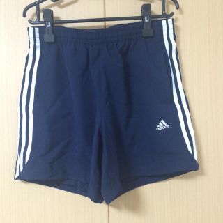 アディダス(adidas)のadidas ショートパンツ(ショートパンツ)