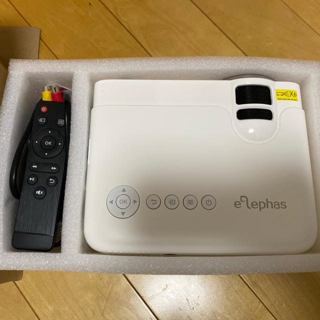 ほぼ新品】ELEPHAS プロジェクター 4600lm＆1080PフルHD対応