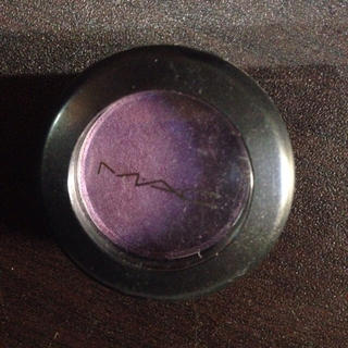 マック(MAC)のmac eyeshadow purple(アイシャドウ)