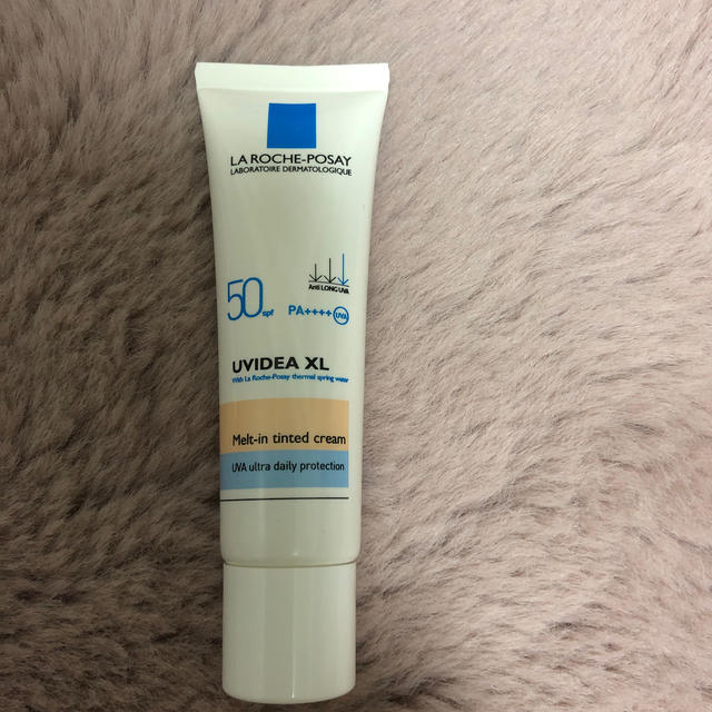 LA ROCHE-POSAY(ラロッシュポゼ)のyuuuuukaさん専用★ラ　ロッシュ　ポゼUVイデアXLティント コスメ/美容のボディケア(日焼け止め/サンオイル)の商品写真