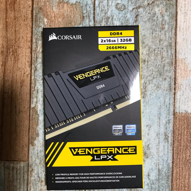 CORSAIR DDR4 16GB×2枚キット 2666MHz