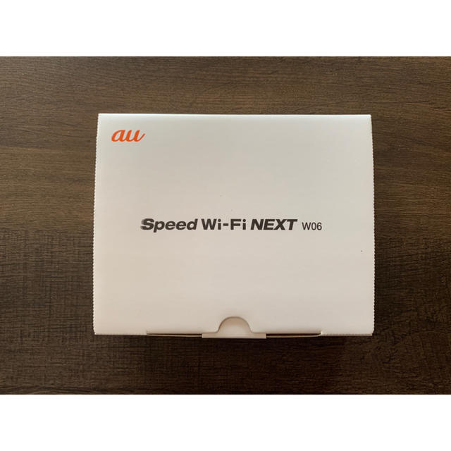 au(エーユー)のSpeed Wi-Fi NEXT w06 新品同様 スマホ/家電/カメラのスマートフォン/携帯電話(その他)の商品写真