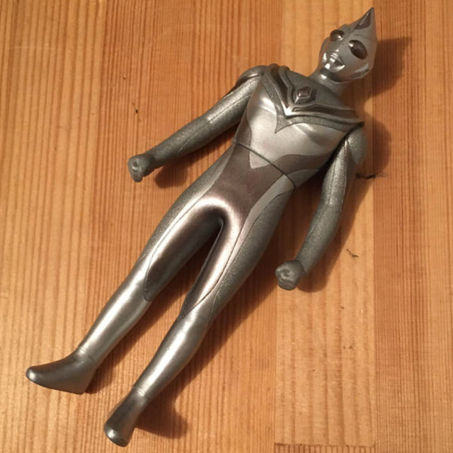 BANDAI - ウルトラマン ダイナ フラッシュタイプ ウルトラ10勇士