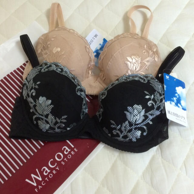 新品♡Wacoal D70 ブラ set