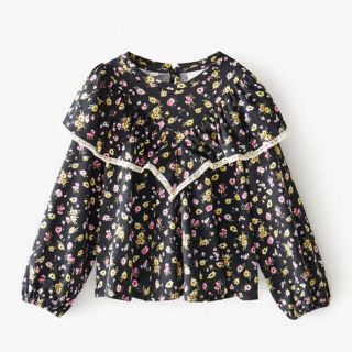 ザラキッズ(ZARA KIDS)の⭐︎新品未使用⭐︎ZARAKIDS フラワー&フリル付きトップス(ブラウス)