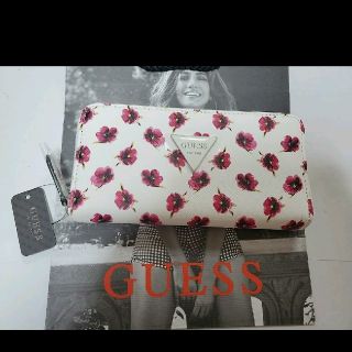 ゲス(GUESS)の【大人気】GUESS ゲス 長財布 ホワイト 花柄♡(財布)