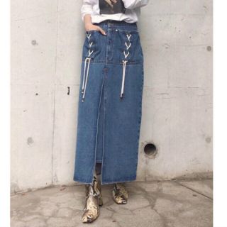 アメリヴィンテージ(Ameri VINTAGE)のAMERI UNEVENNESS POCKET DENIM SKIRT(ロングスカート)